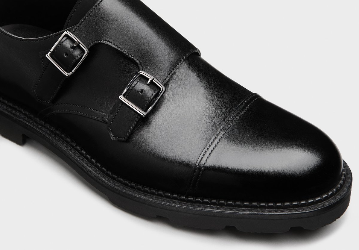 Ботинки бакл из гладкой кожи черного цвета